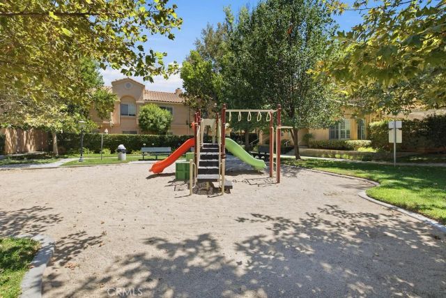 25114 Steinbeck Avenue B, Stevenson Ranch, CA 91381