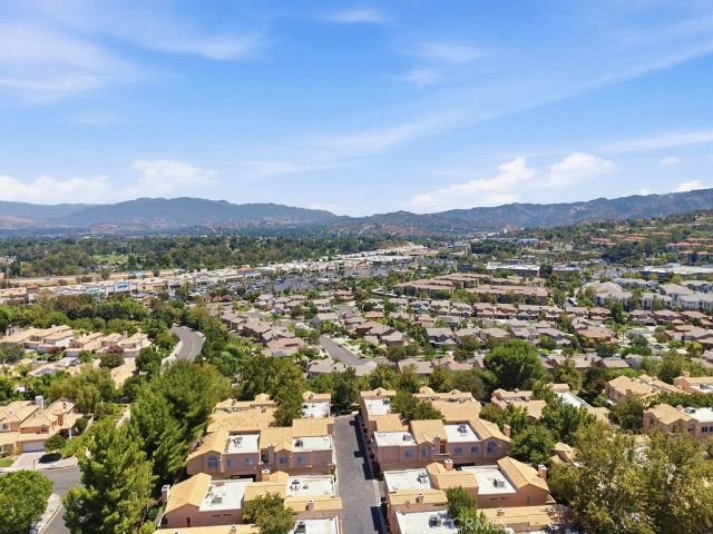 25114 Steinbeck Avenue B, Stevenson Ranch, CA 91381
