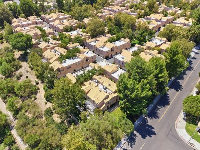 25114 Steinbeck Avenue B, Stevenson Ranch, CA 91381