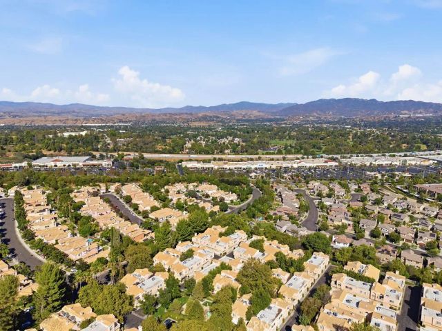 25114 Steinbeck Avenue B, Stevenson Ranch, CA 91381