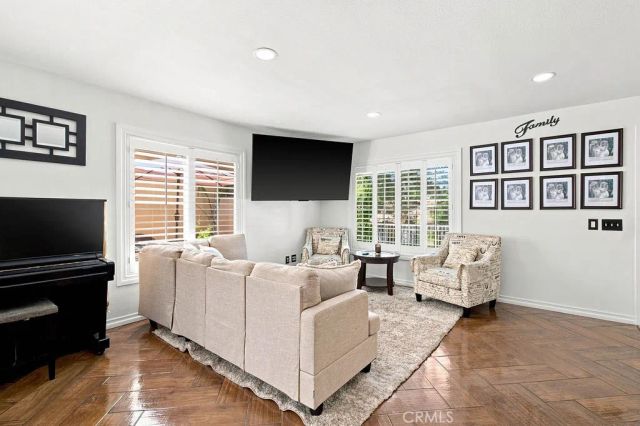 25114 Steinbeck Avenue B, Stevenson Ranch, CA 91381