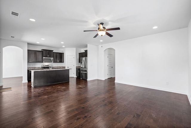 84 Nokes Dr, Hendersonville, TN 37075