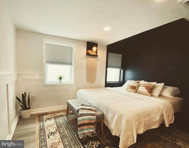 913 S DARIEN ST, Philadelphia, PA 19147