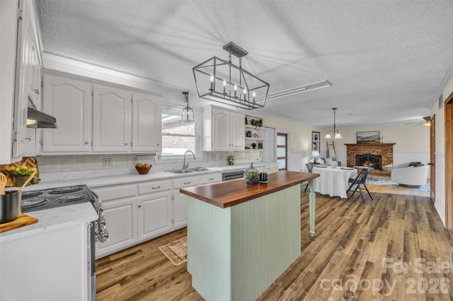 280 Forest Acres Lane, Taylorsville, NC 28681