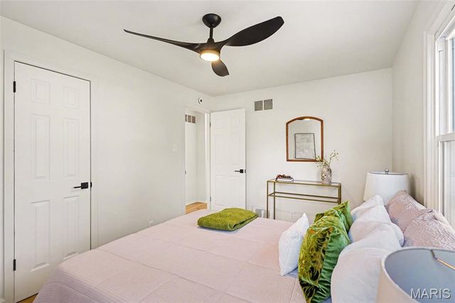 1443 Attica Drive, St Louis, MO 63137