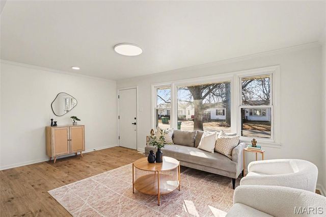 1443 Attica Drive, St Louis, MO 63137