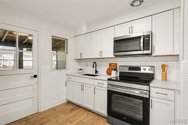 1443 Attica Drive, St Louis, MO 63137