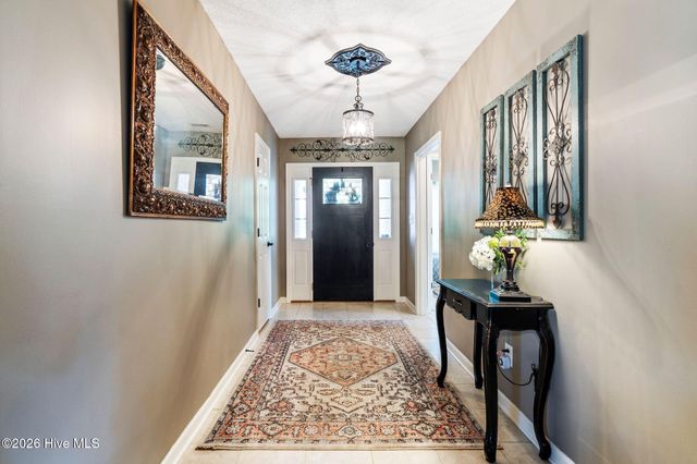 994 Mill Run Road, Sneads Ferry, NC 28460