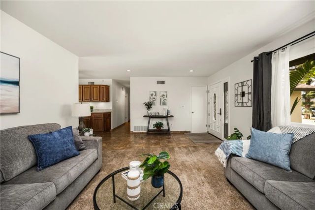 17522 Pine Circle, Yorba Linda, CA 92886