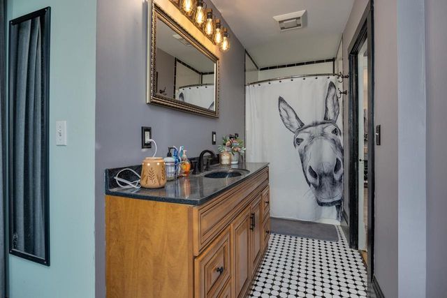 309 S Madison Street, Stoughton, WI 53589