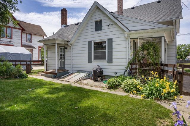 309 S Madison Street, Stoughton, WI 53589