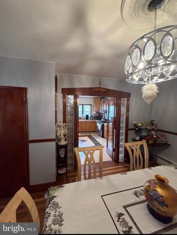 5035 WESTFIELD AVE, Pennsauken, NJ 08110