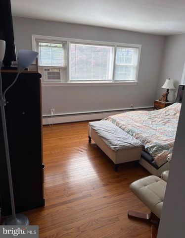 5035 WESTFIELD AVE, Pennsauken, NJ 08110