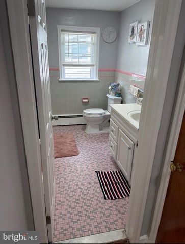 5035 WESTFIELD AVE, Pennsauken, NJ 08110