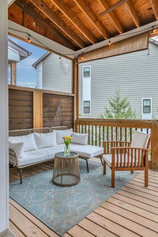 204 Stonecrest Cir, Nashville, TN 37209