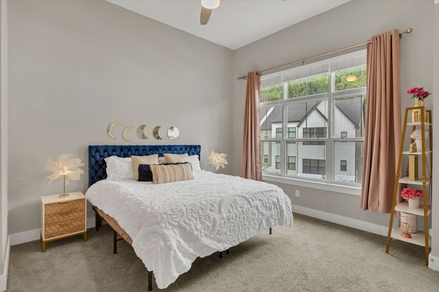 204 Stonecrest Cir, Nashville, TN 37209