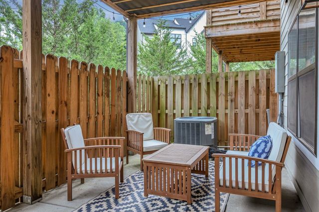 204 Stonecrest Cir, Nashville, TN 37209