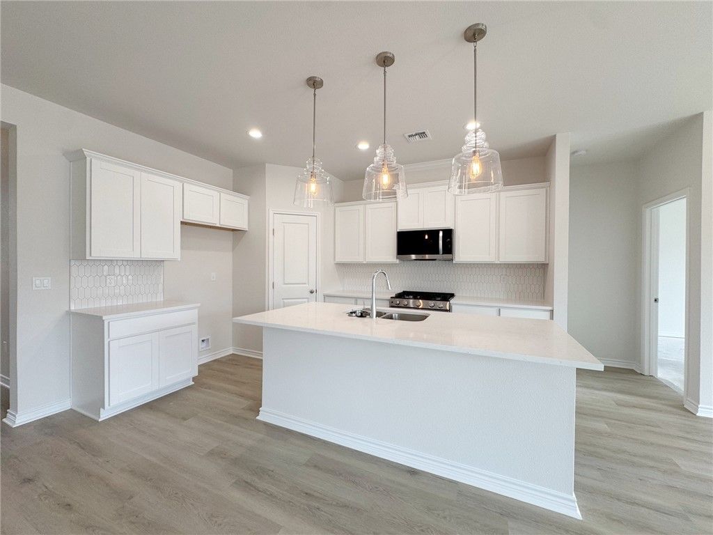2613 Westeros St, Corpus Christi, TX 78415 — photo 4