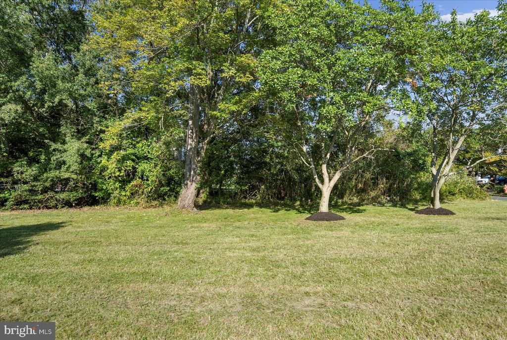 3724 BAY DR, Middle River, MD 21220
