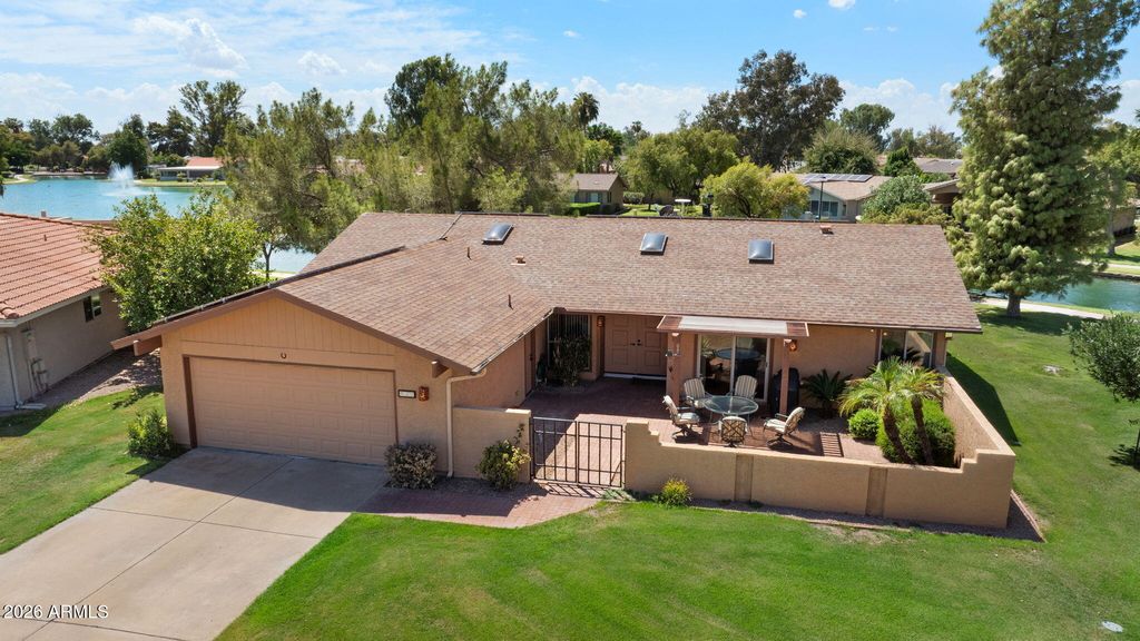532 Leisure World --, Mesa, AZ 85206 — photo 2