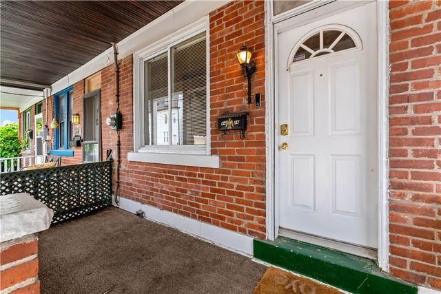4426 Milgate St, Bloomfield, PA 15224