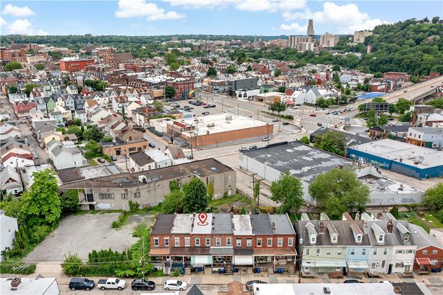4426 Milgate St, Bloomfield, PA 15224