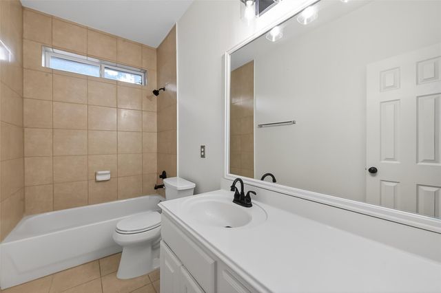 28307 Lauren Cove Lane, Spring, TX 77386