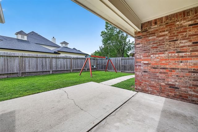 28307 Lauren Cove Lane, Spring, TX 77386