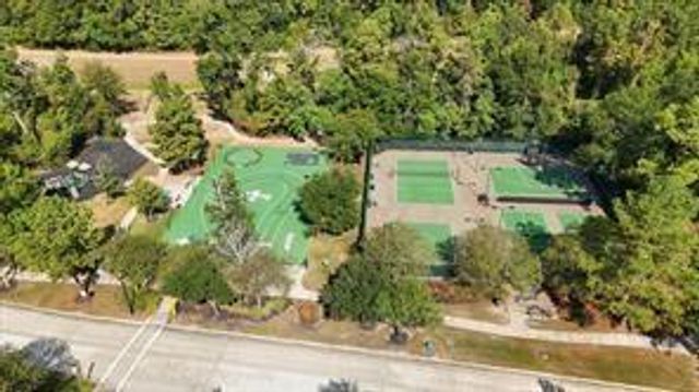 28307 Lauren Cove Lane, Spring, TX 77386