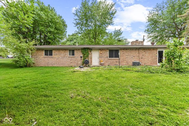 10042 N David Lane, Mooresville, IN 46158