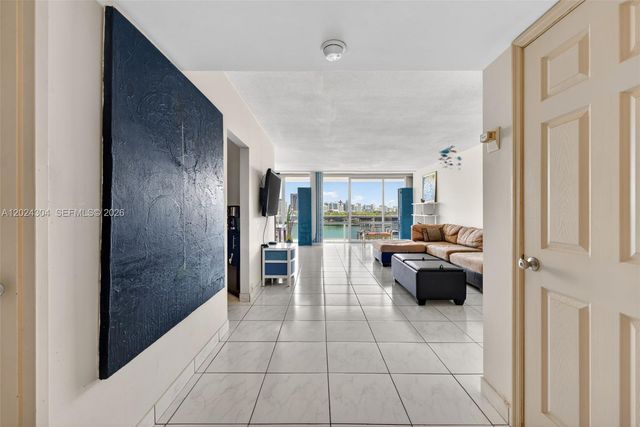 900 Bay Dr 606, Miami Beach, FL 33141