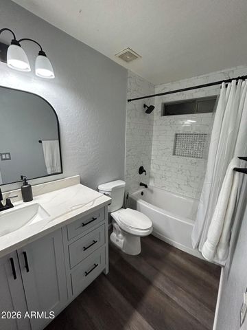 10826 W WILSHIRE Drive, Avondale, AZ 85392