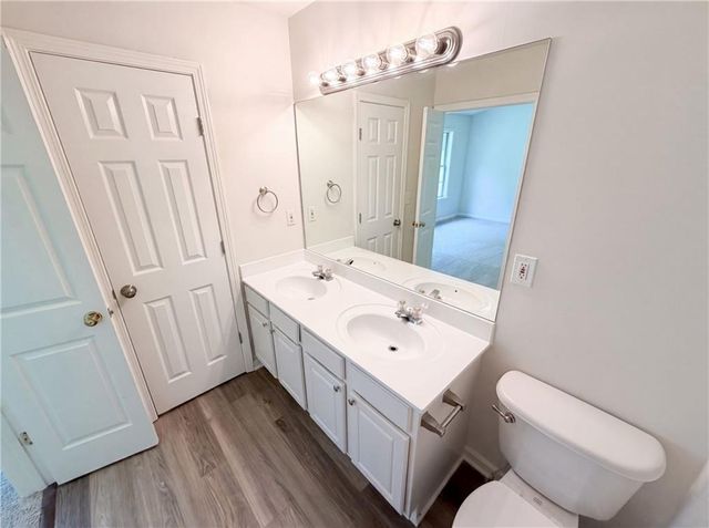 9155 Nesbit Ferry Road 53, Alpharetta, GA 30022
