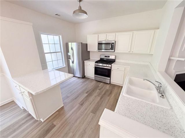 9155 Nesbit Ferry Road 53, Alpharetta, GA 30022