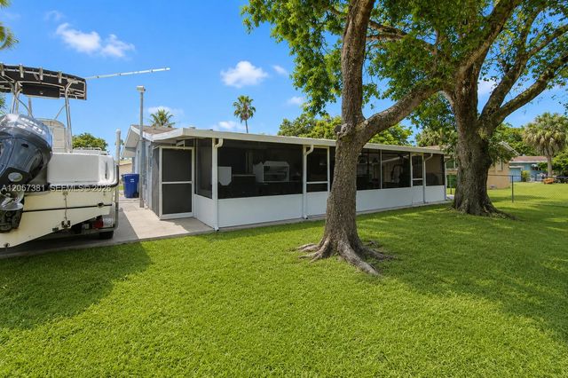 7120 Granada Blvd, Miramar, FL 33023
