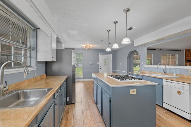 24338 Redbud Avenue, Porter, TX 77365