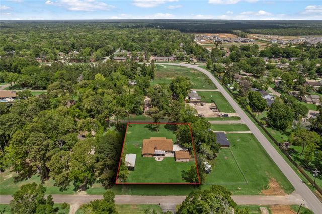 24338 Redbud Avenue, Porter, TX 77365