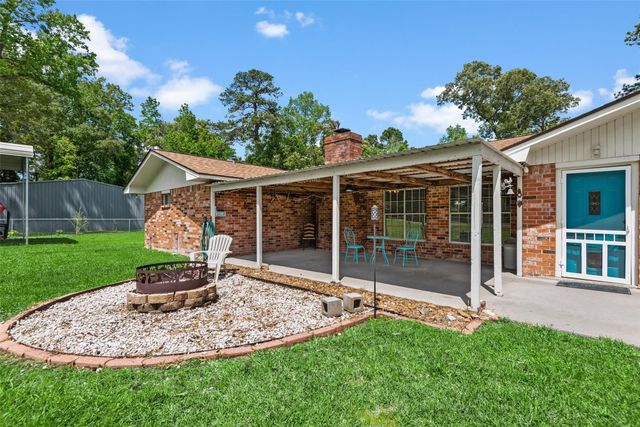 24338 Redbud Avenue, Porter, TX 77365