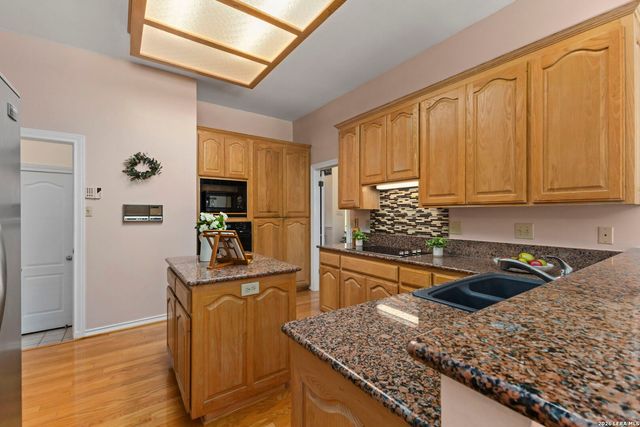 15606 Dawn Crest, San Antonio, TX 78248