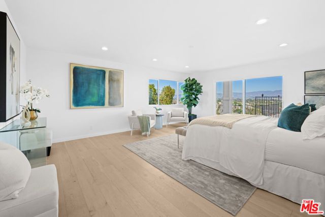 11725 Laurelwood Drive, Studio City (los Angeles), CA 91604