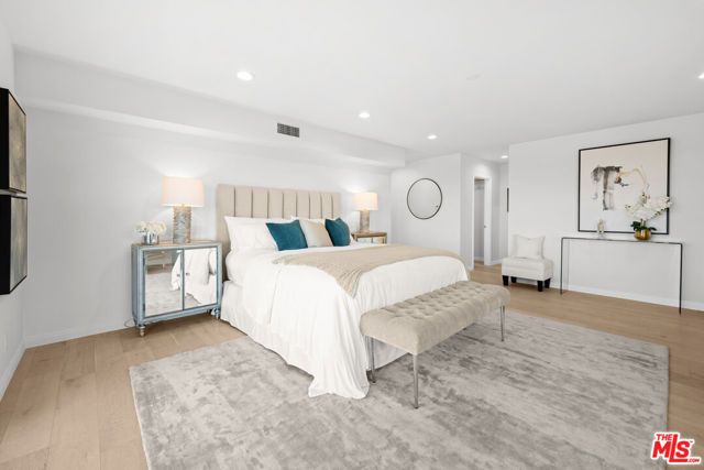 11725 Laurelwood Drive, Studio City (los Angeles), CA 91604