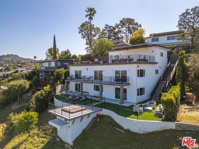 11725 Laurelwood Drive, Studio City (los Angeles), CA 91604