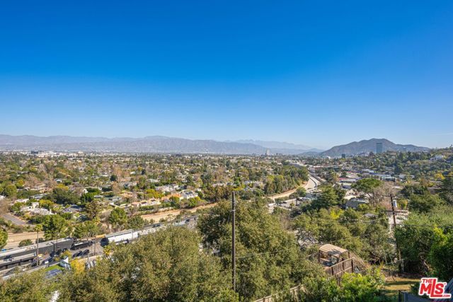 11725 Laurelwood Drive, Studio City (los Angeles), CA 91604