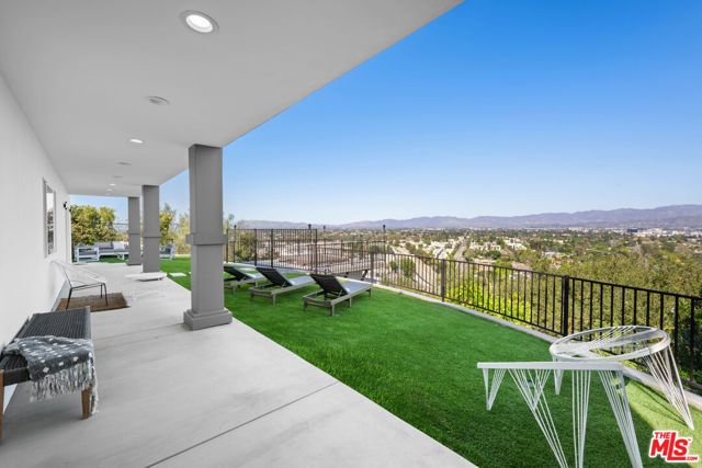 11725 Laurelwood Drive, Studio City (los Angeles), CA 91604
