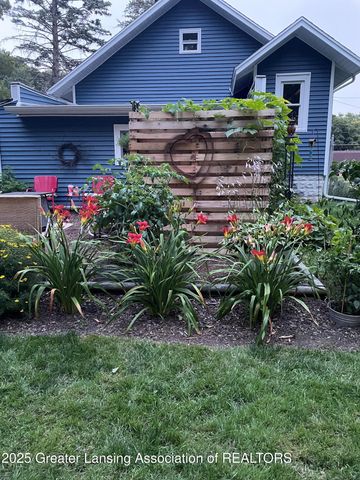 2201 Bertha Street, Holt, MI 48842