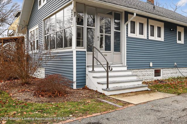 2201 Bertha Street, Holt, MI 48842