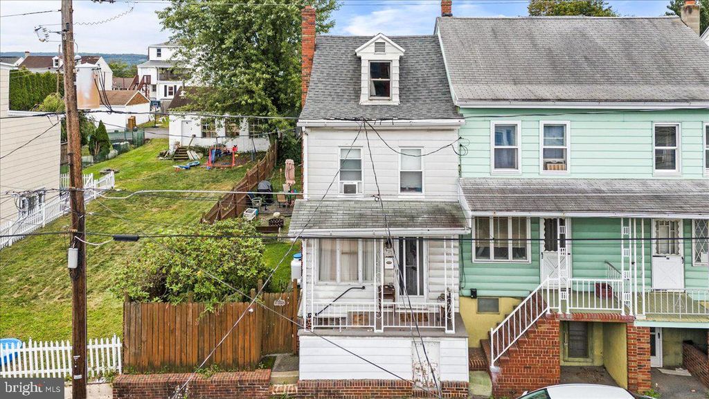 511 LYTLE ST, Minersville, PA 17954