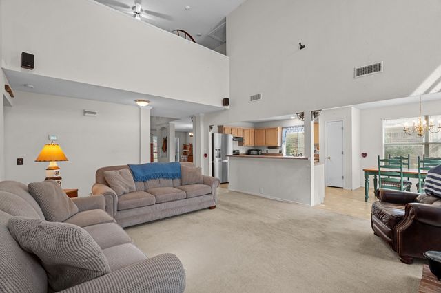 1017 Grand Central Parkway, Saginaw, TX 76131