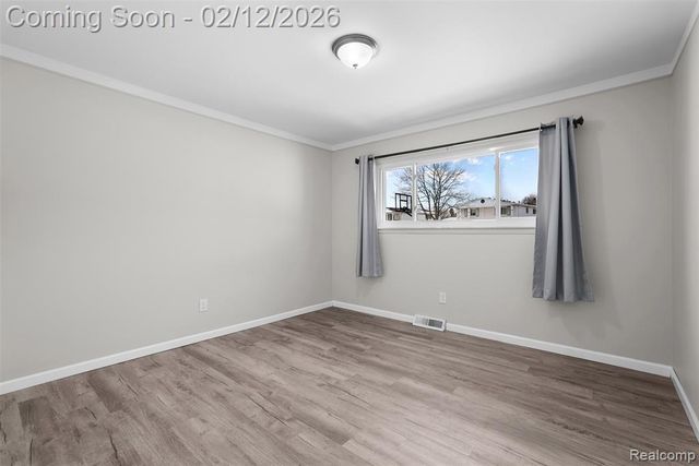 37136 Tricia Drive, Sterling Heights, MI 48310