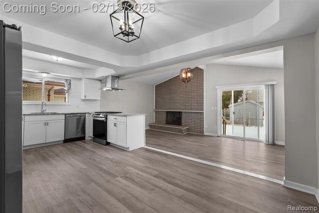 37136 Tricia Drive, Sterling Heights, MI 48310